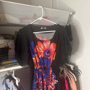 Body Central Black and Red Floral Mini Dress